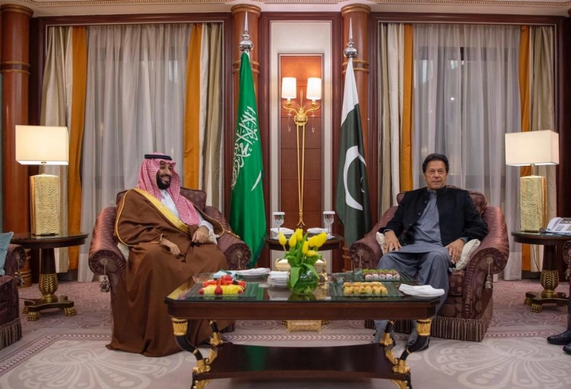 ولي العهد يستعرض العلاقات الثنائية مع رئيس الوزراء الباكستاني - واس