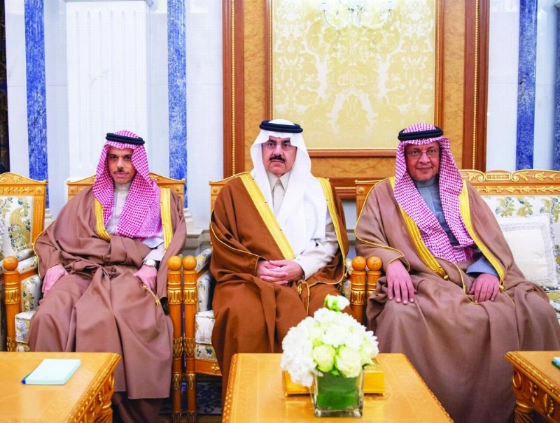 الوزراء خلال الاستقبال