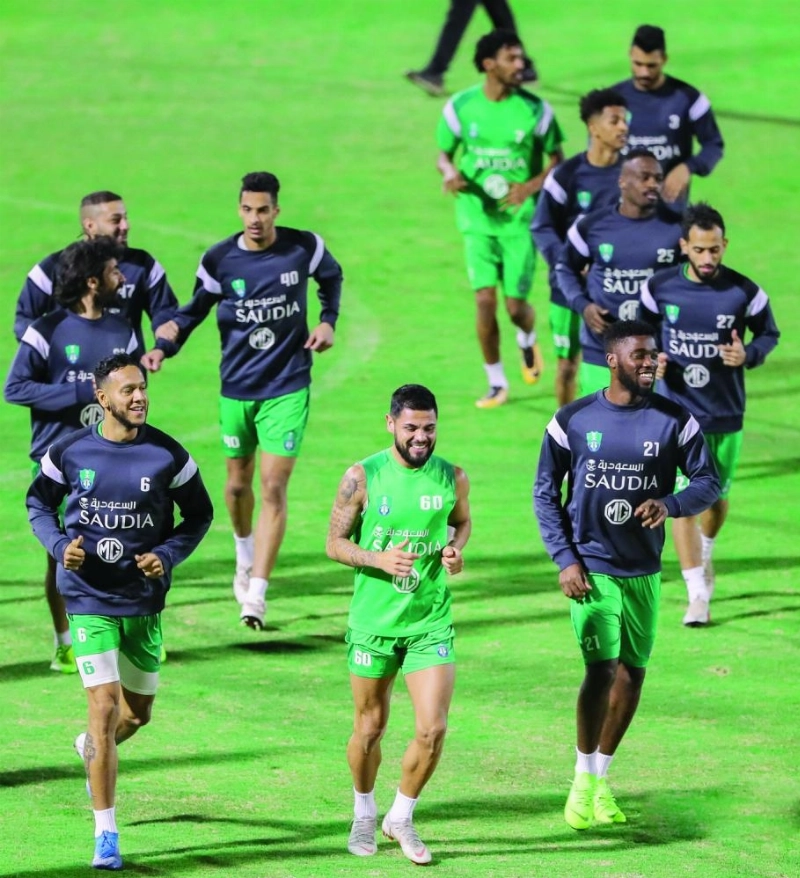 التفاؤل على وجوه لاعبي الأهلي (إعلامي الأهلي)