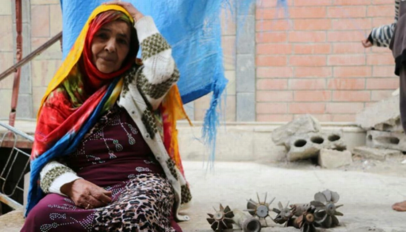 يمنية تندب غياب ذويها (مكة)