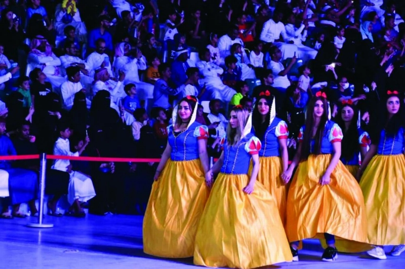 (مكة) جانب من العروض
