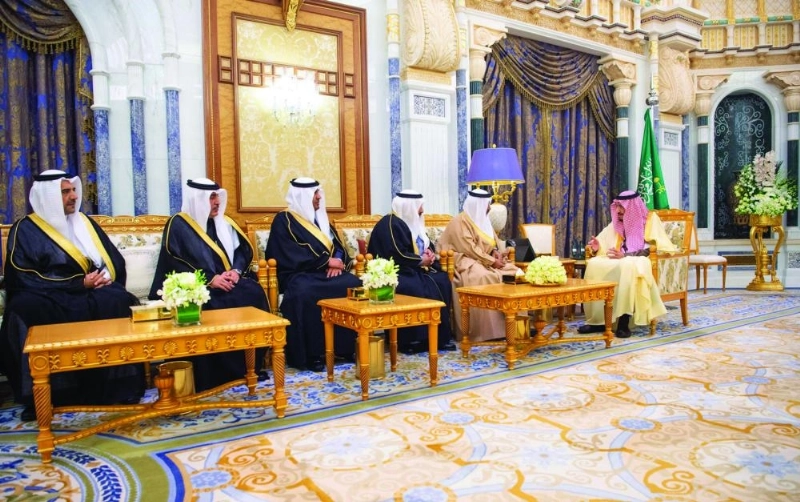 السفراء الذين أدوا القسم يستمعون إلى توجيهات خادم الحرمين