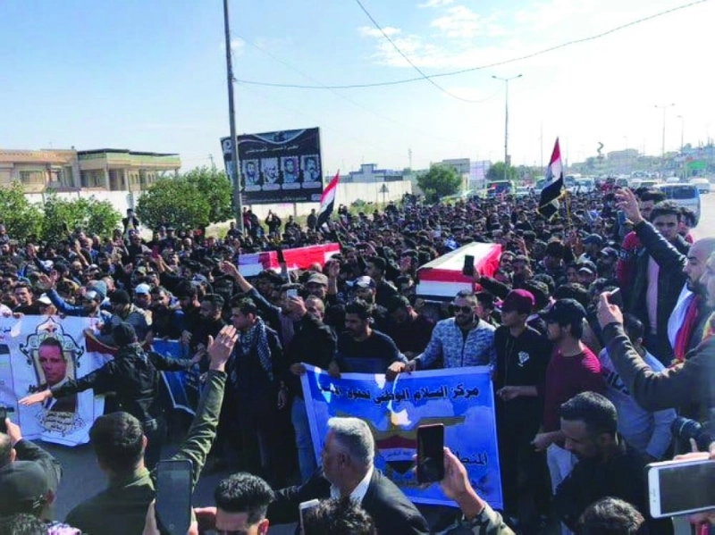 تشييع صحفي عراقي اغتيل بالبصرة (مكة)