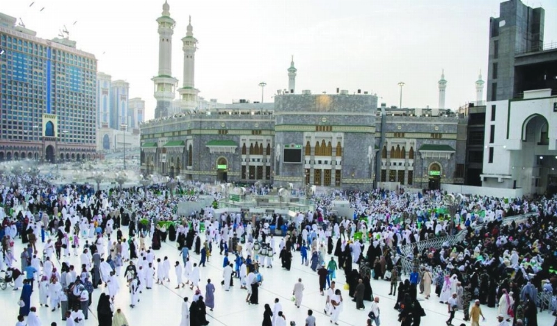 ساحات المسجد الحرام تكتظ بالمعتمرين والزوار (مكة)