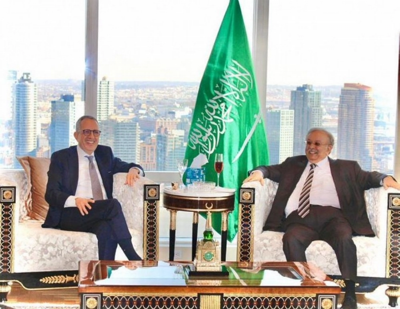المعلمي ومندوب تونس (مكة)