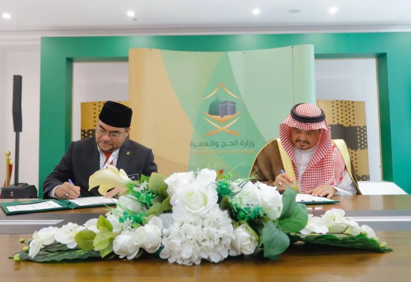 جانب من استقبال وزير الحج (مكة)