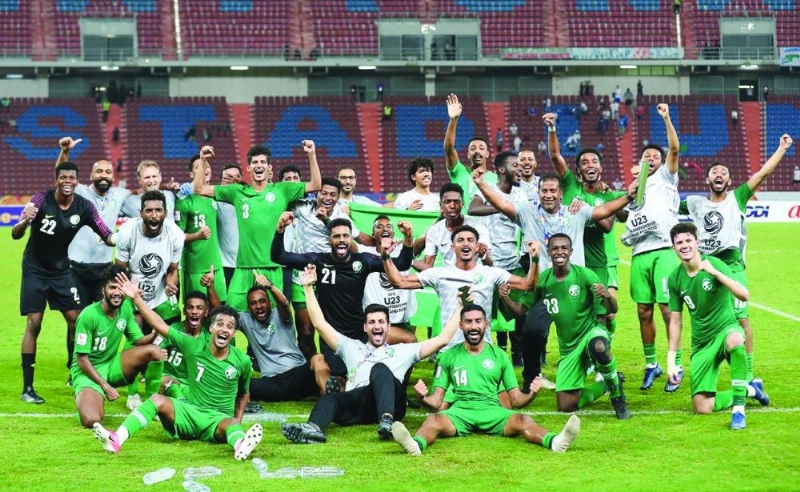 احتفالية لاعبي الأخضر (إعلامي المنتخب)