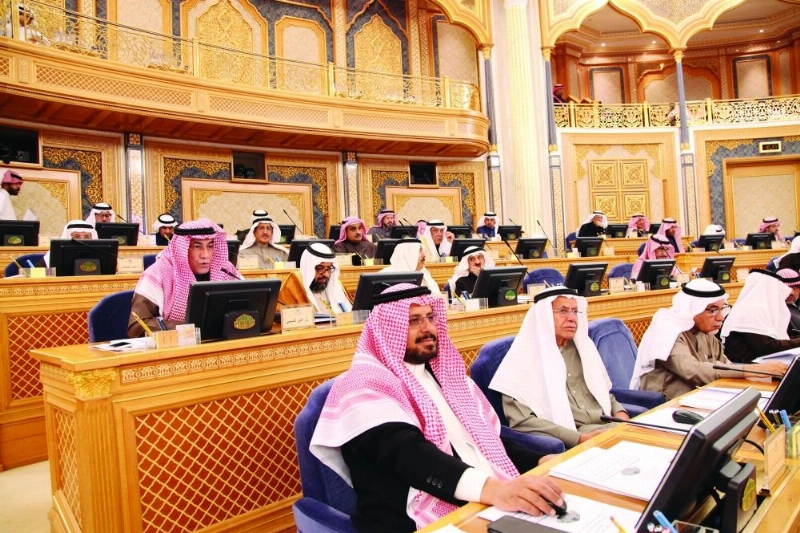 من جلسة الشورى أمس (مكة)