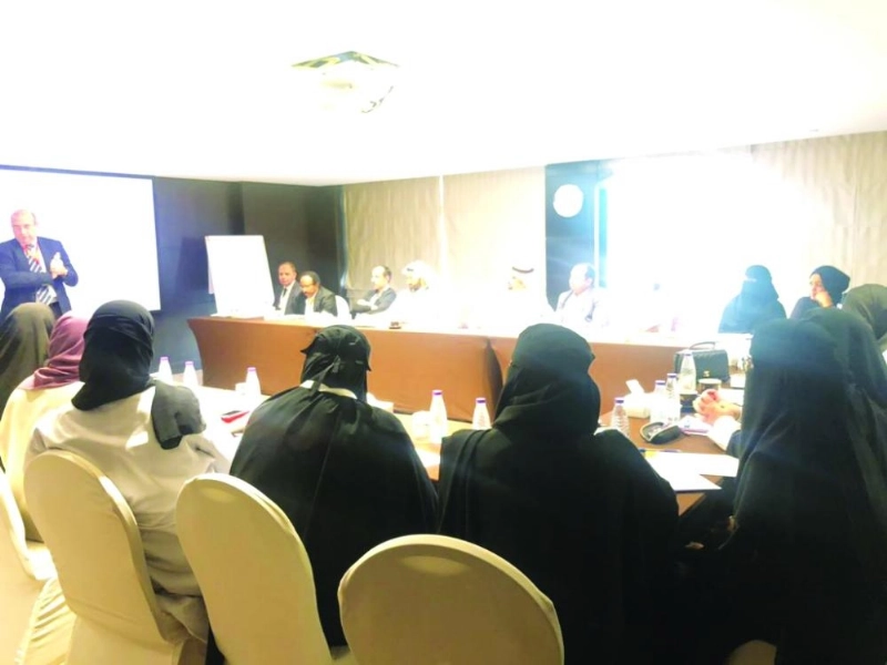 مشاركون في المؤتمر (مكة)