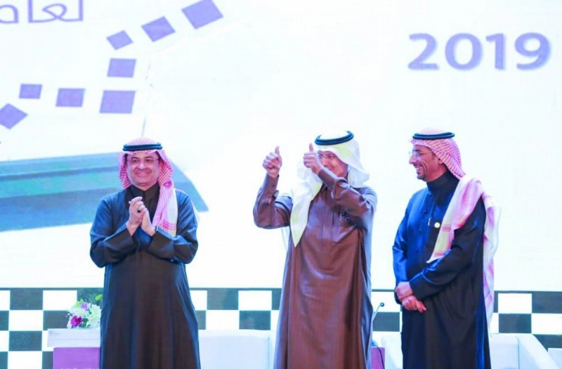 وزير الطاقة خلال مشاركته
