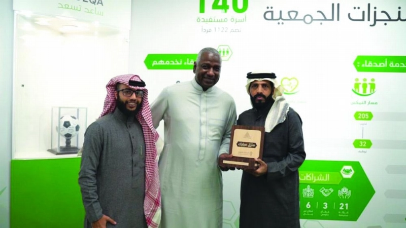 جانب من تسليم الوحدات السكنية (مكة)