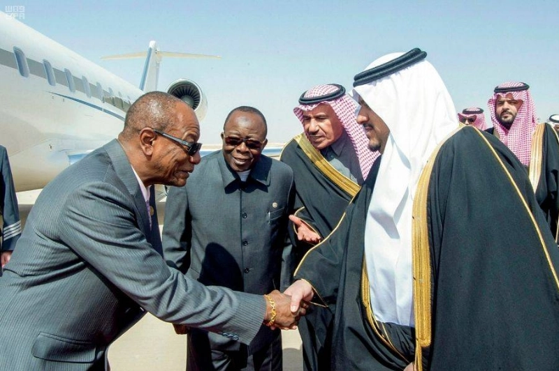 رئيس جمهورية غينيا يصل إلى الرياض