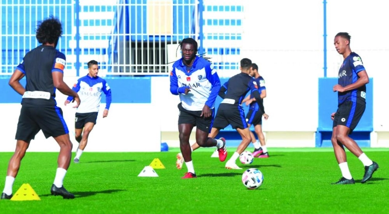 آخر استعدادات الهلال لشباب أهلي دبي (مكة)