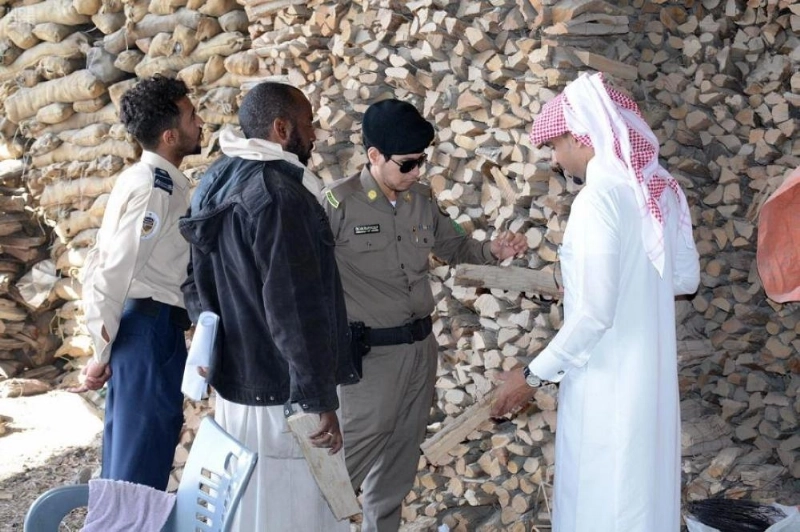 من مصادرة الحطب (مكة)