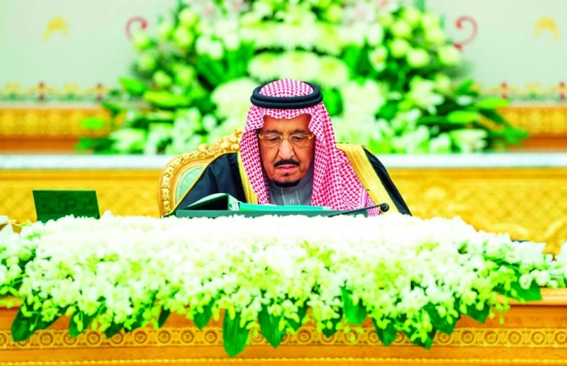 الملك سلمان مترئسا جلسة مجلس الوزراء