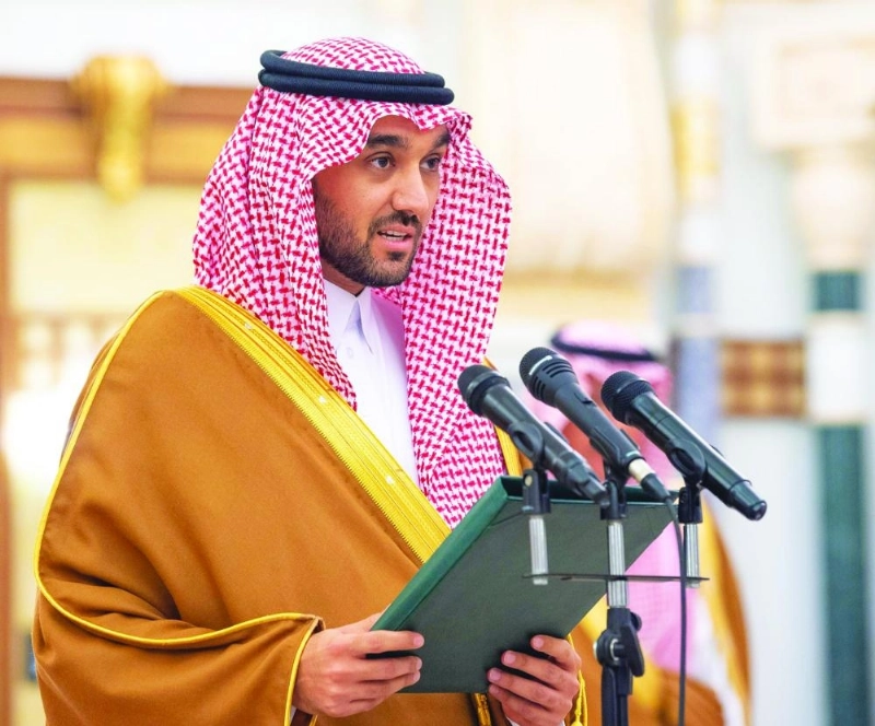 عبدالعزيز بن تركي يؤدي القسم