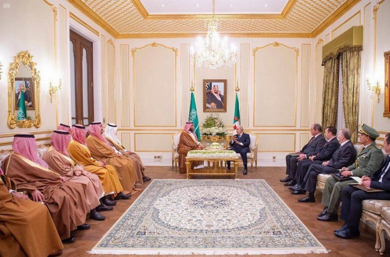 ولي العهد يجتمع مع رئيس الجمهورية الجزائرية (واس)