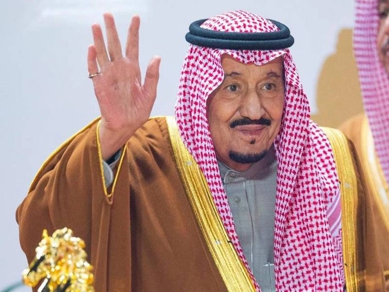 خادم الحرمين الشريفين يرعى حفل سباق "كأس السعودية" (واس)