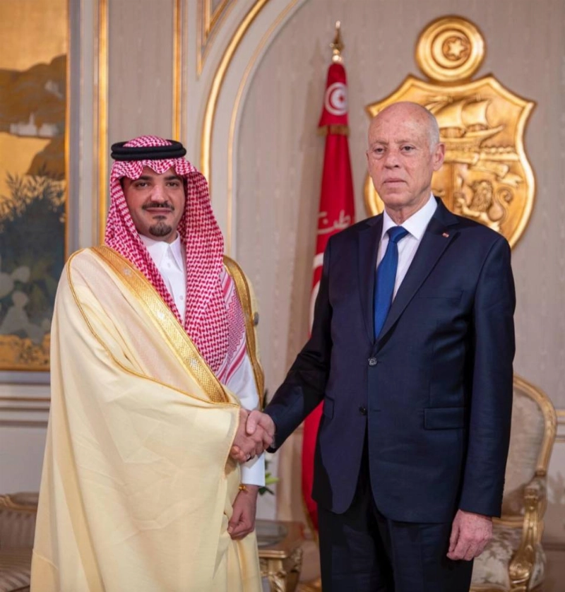 الرئيس التونسي يستقبل وزير الداخلية (واس)