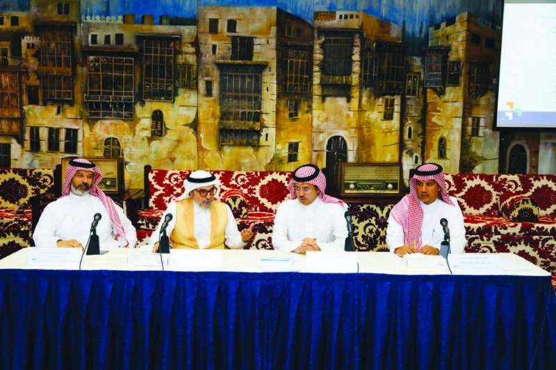 من لقاء مدير الصندوق (غرفة جدة)