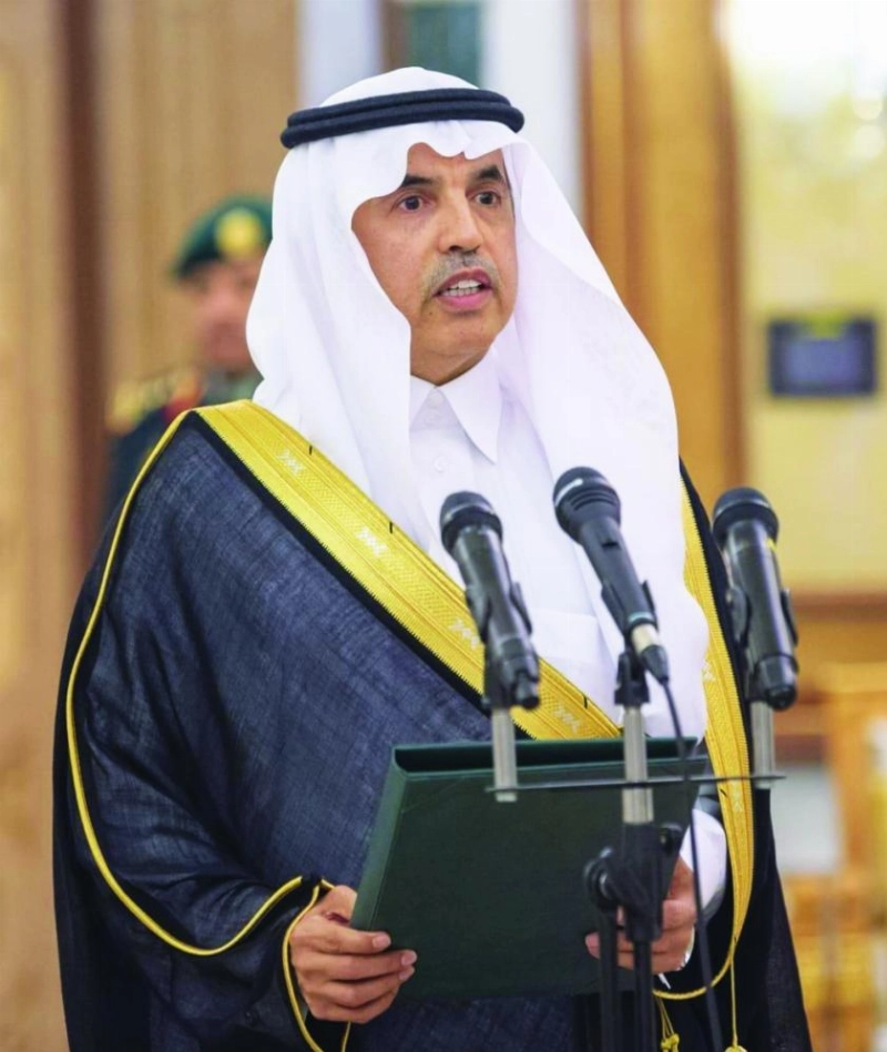 محمد المسهر يؤدي القسم