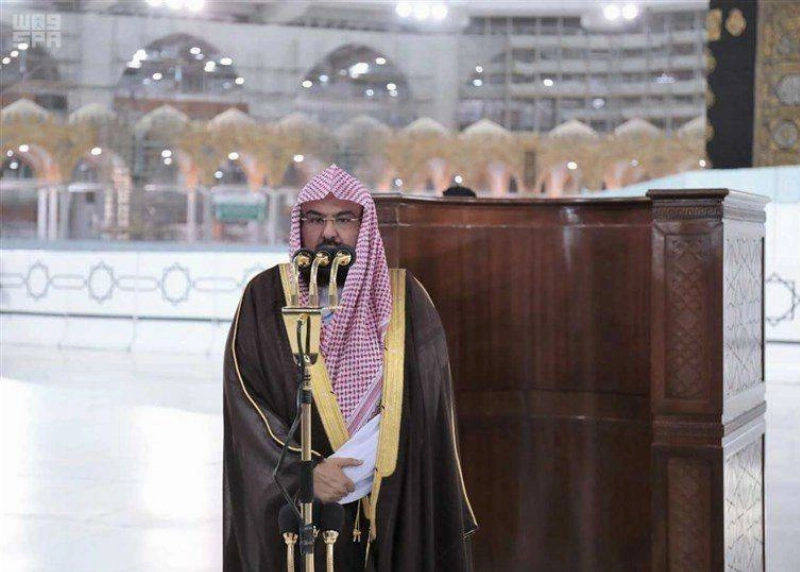 السديس يوضح لقاصدي المسجد الحرام المقاصد الشرعية من الإجراءات الاحترازية (واس)