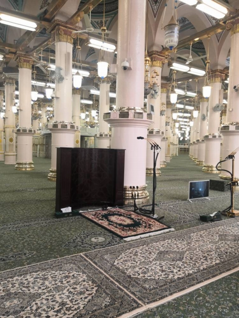 محراب الامام في الروضه الشريفه ( تصوير - احمد القثمي )