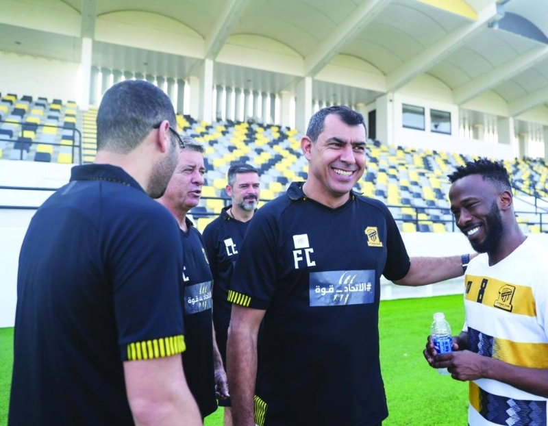 فهد المولد وفابيو كاريلي (إعلامي الاتحاد)