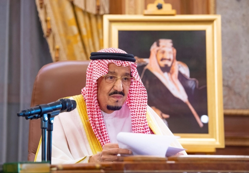 الملك سلمان خلال توجيهه كلمة للمواطنين والمقيمين (واس)