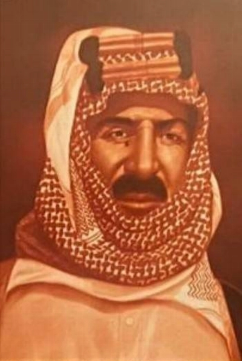 صورة الملك عبدالعزيز التي ظهرت خلف خادم الحرمين