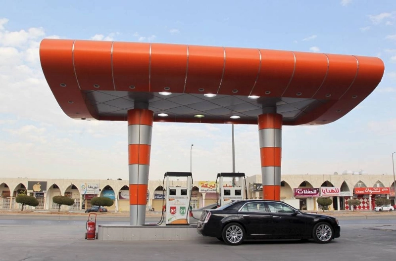 محطة بنزين في الرياض (مكة)