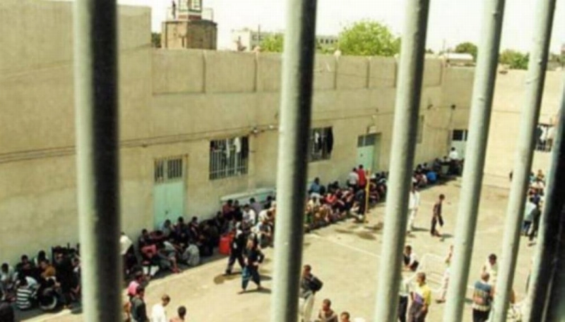 زحام وفوضى خارج أحد السجون (مكة)