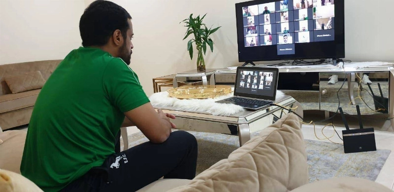 العطوي يتابع تدريبات اللاعبين في منازلهم (مكة)
