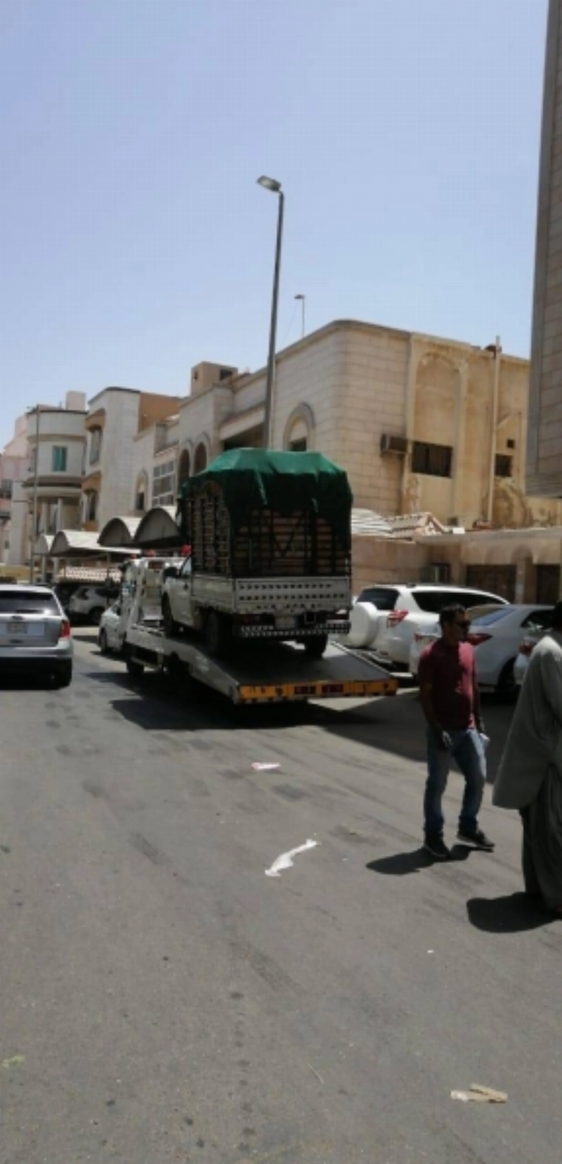 أمانة جدة تصادر 23.5 طنا من الخضراوات والفواكه بنطاق الصفا (مكة)