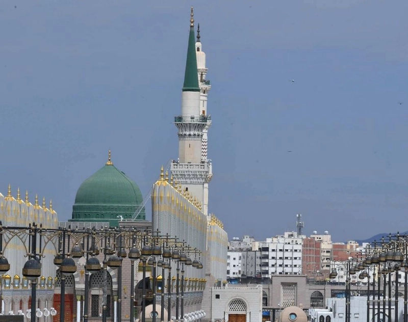 مآذن المسجد النبوي تجسد فن العمارة الإسلامية (مكة)