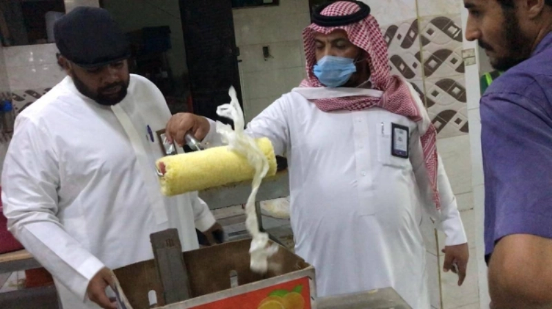 جانب من المصنع