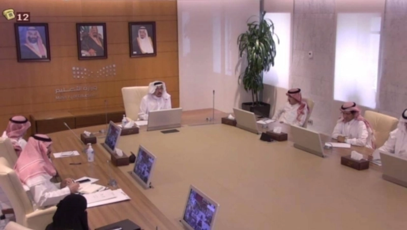 وزير التعليم يبحث مع مديري التعليم سير العملية التعليمية للعام الدراسي المقبل
(واس)