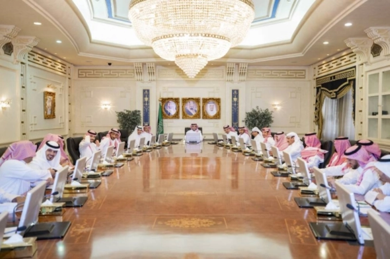 الاجتماع الأخير لرؤساء الأندية مع وزير الرياضة بحضور اتحاد القدم ورابطة المحترفين (مكة)