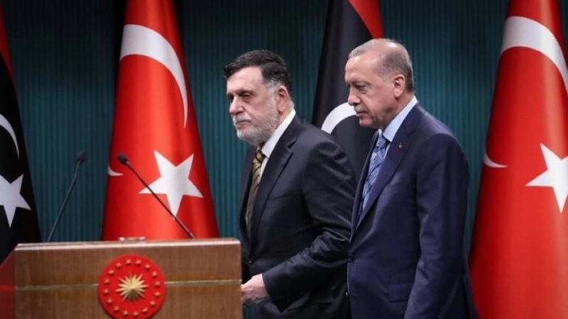 إردوغان وفايز السراج (مكة)