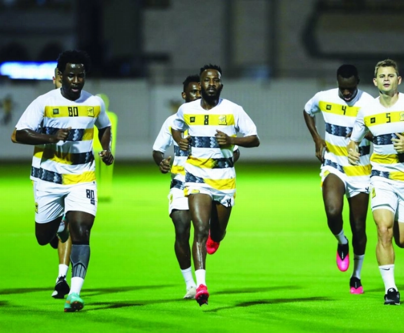 تدريب للاتحاد بعد العودة بمشاركة دي سوزا (إعلامي الاتحاد)