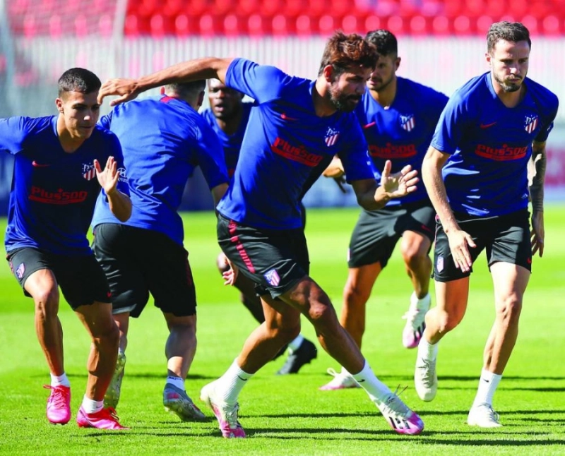 تدريبات أتلتيكو مدريد الإسباني (مكة)