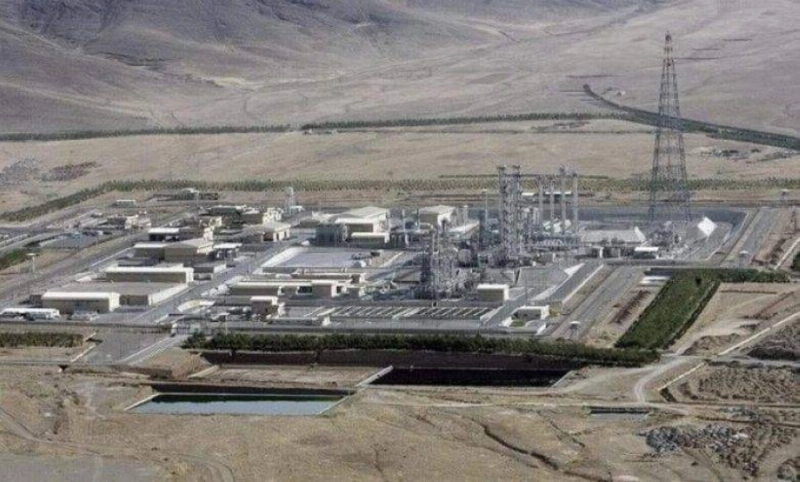 منشأة مفاعل نطنز تعرضت للضرب (مكة)