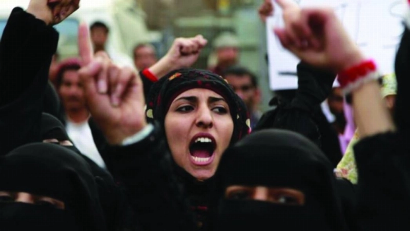 احتجاج نساء يمنيات على القمع الحوثي (مكة)