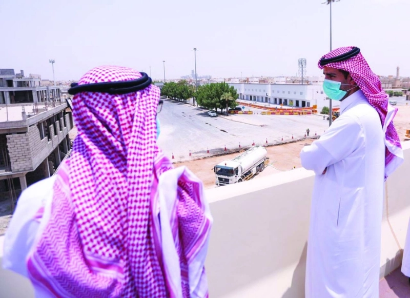 فيصل بن عياف خلال الجولة (مكة)