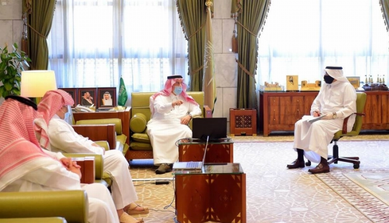 فيصل بن بندر خلال التدشين (مكة)