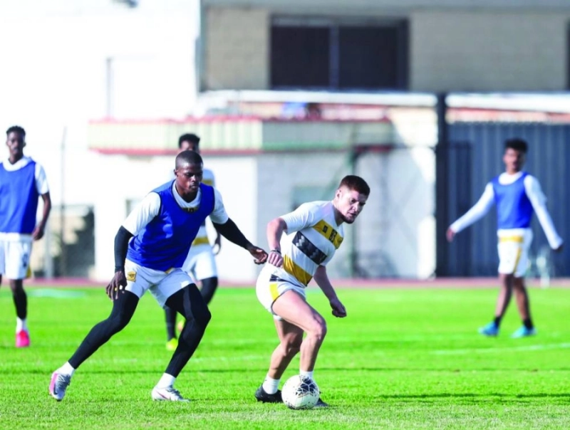 مناورة للاتحاد بمعسكره في أبها أمس (إعلامي الاتحاد)