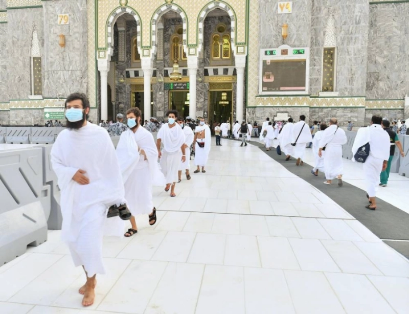تنظيم الدخول والخروج بالمسجد الحرام