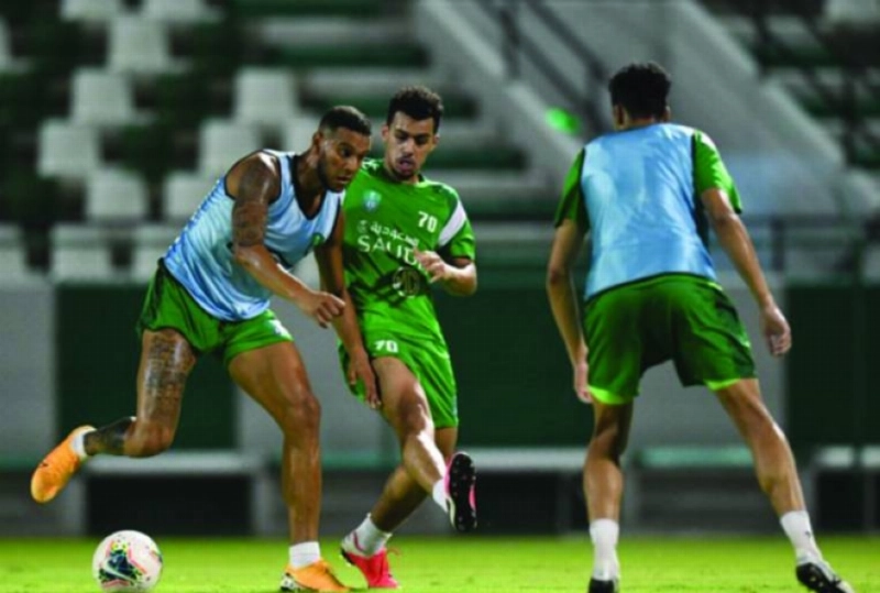 جانب من تدريبات الأهلي (مكة)