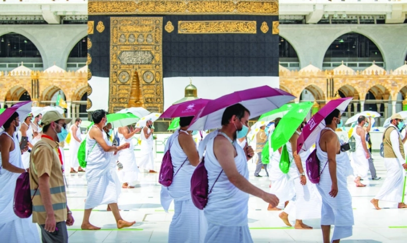 إحرامات النانو التي استخدمها الحجاج هذا العام للمرة الأولى (مكة)
