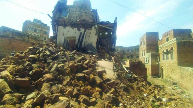منازل مدنيين تضررت من القصف الحوثي (مكة)